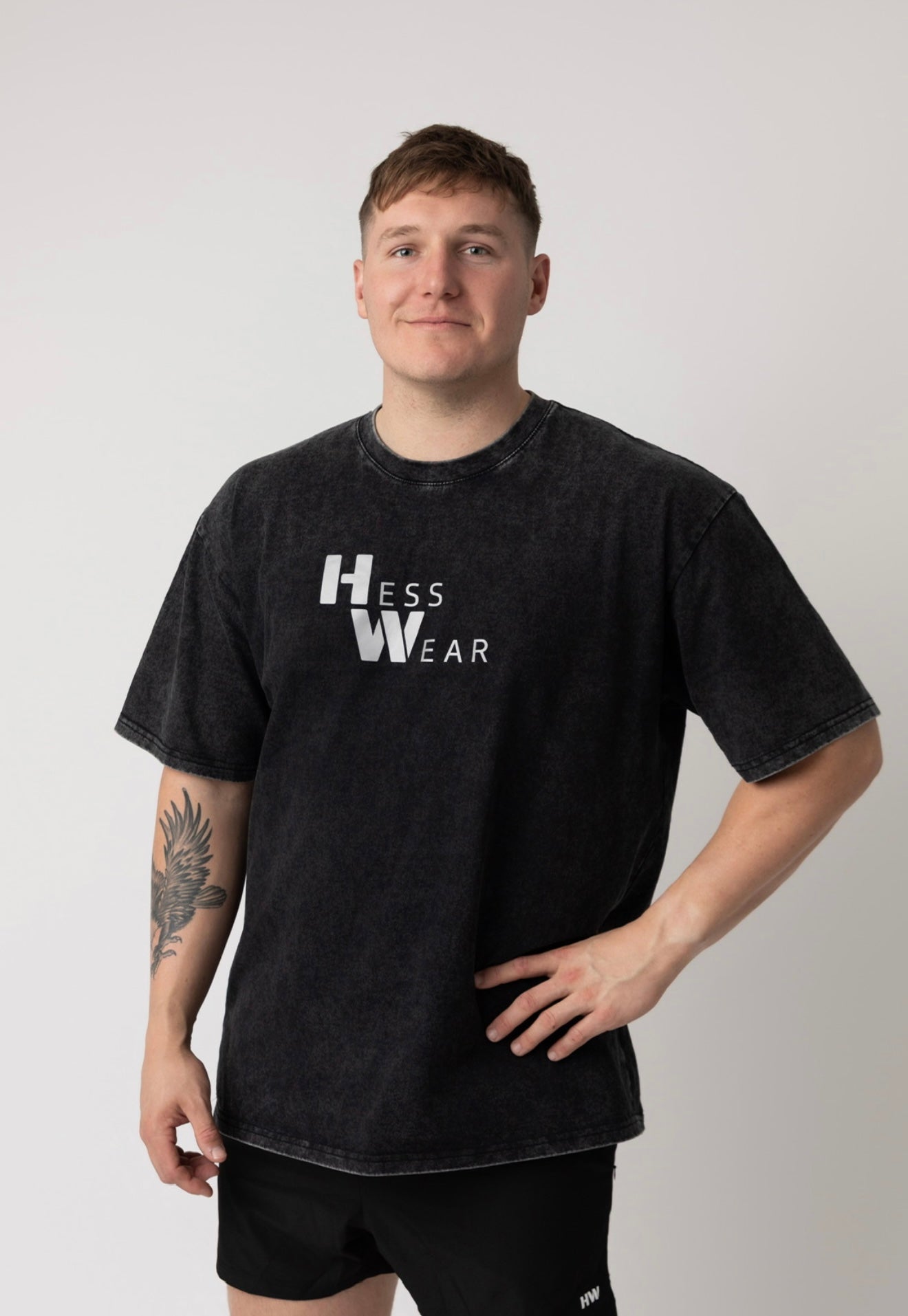 HERITAGE UNISEX TEE